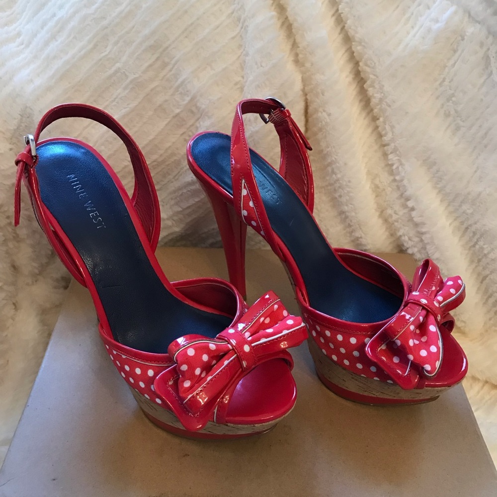 Nine West Pin-Up sandal